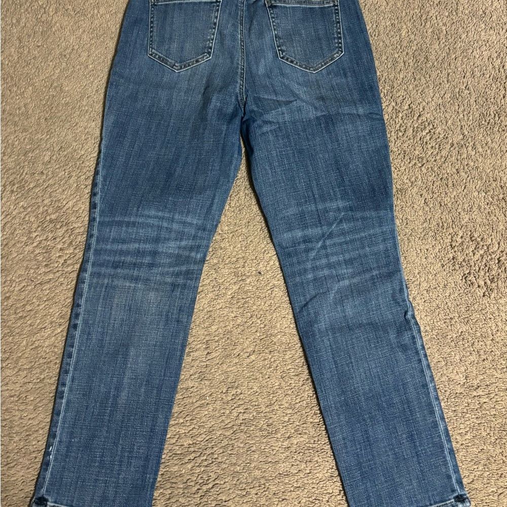 Chico’s Women's Blue Jeans (size6-8) - Picture 4 of 4